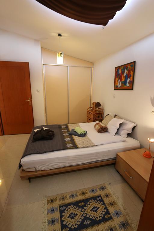 Skopje Center Apartamento Exterior foto